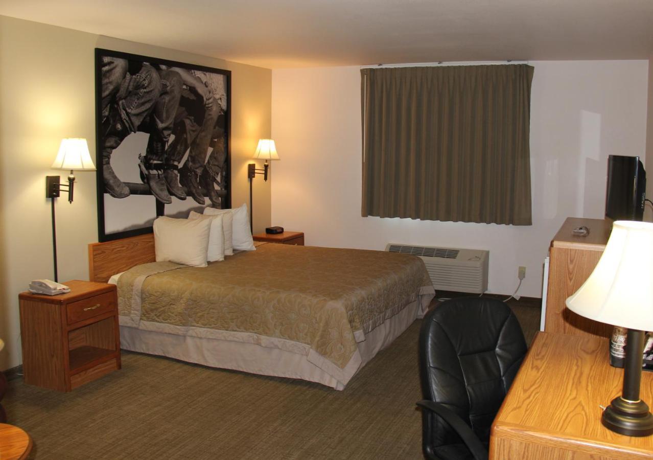 Homestead Inn And Suites Hardin Buitenkant foto