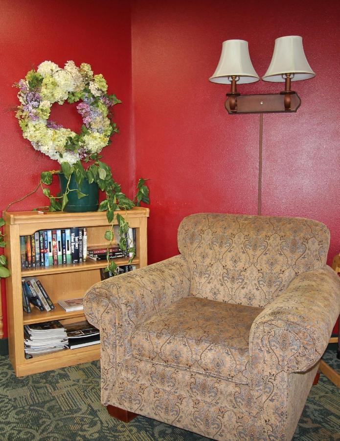 Homestead Inn And Suites Hardin Buitenkant foto