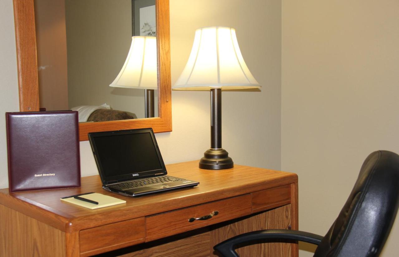 Homestead Inn And Suites Hardin Buitenkant foto