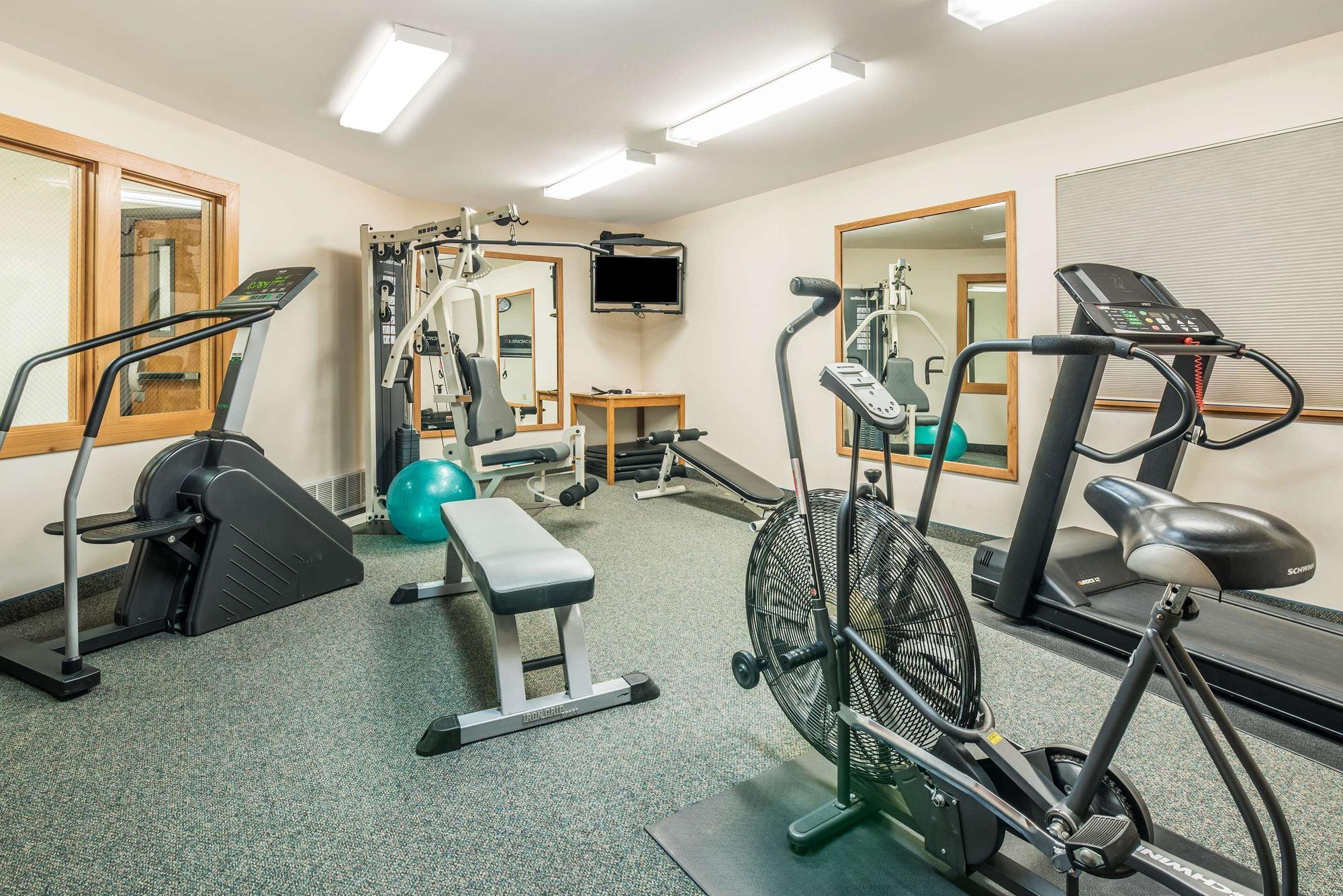 Homestead Inn And Suites Hardin Buitenkant foto