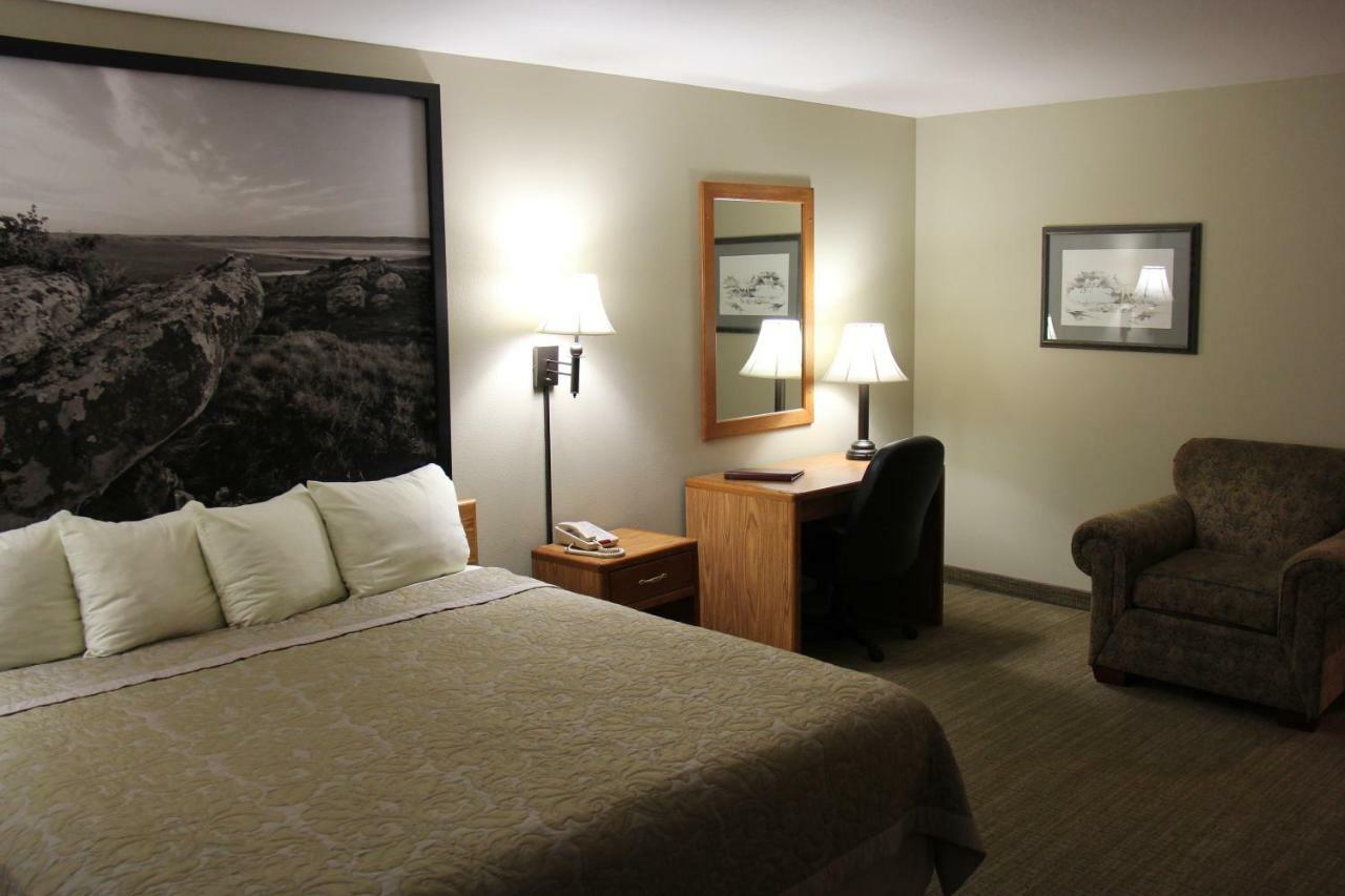 Homestead Inn And Suites Hardin Buitenkant foto