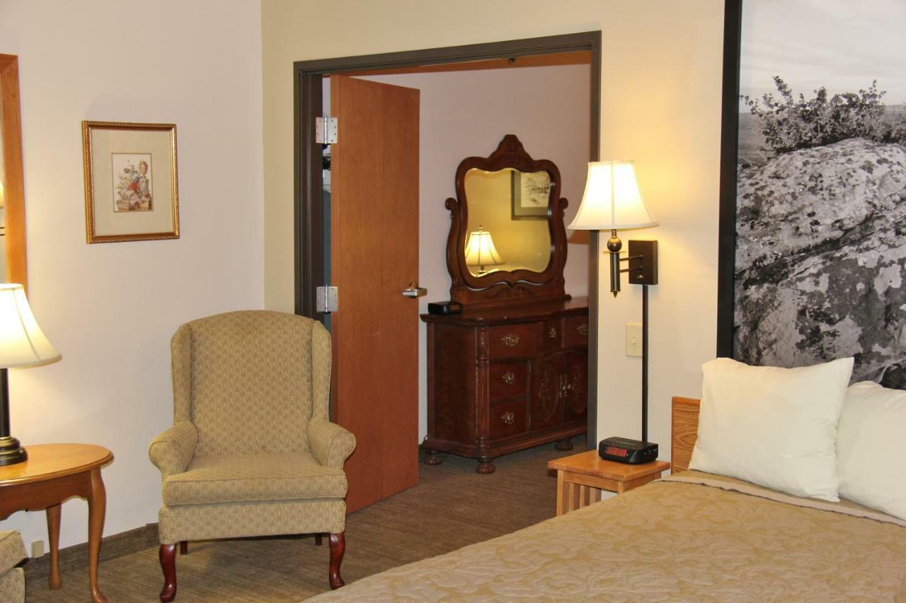 Homestead Inn And Suites Hardin Buitenkant foto