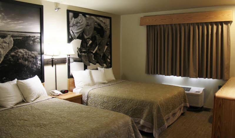 Homestead Inn And Suites Hardin Buitenkant foto